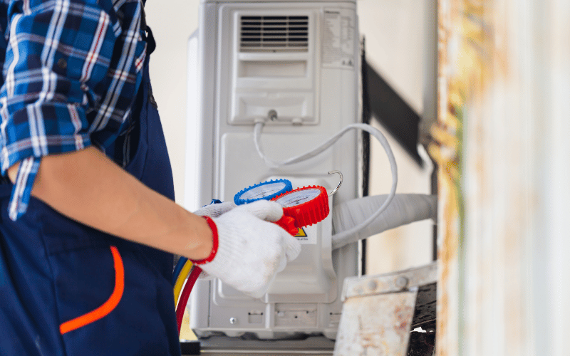 Three Common Issues That Require Emergency Air Conditioning Repairs